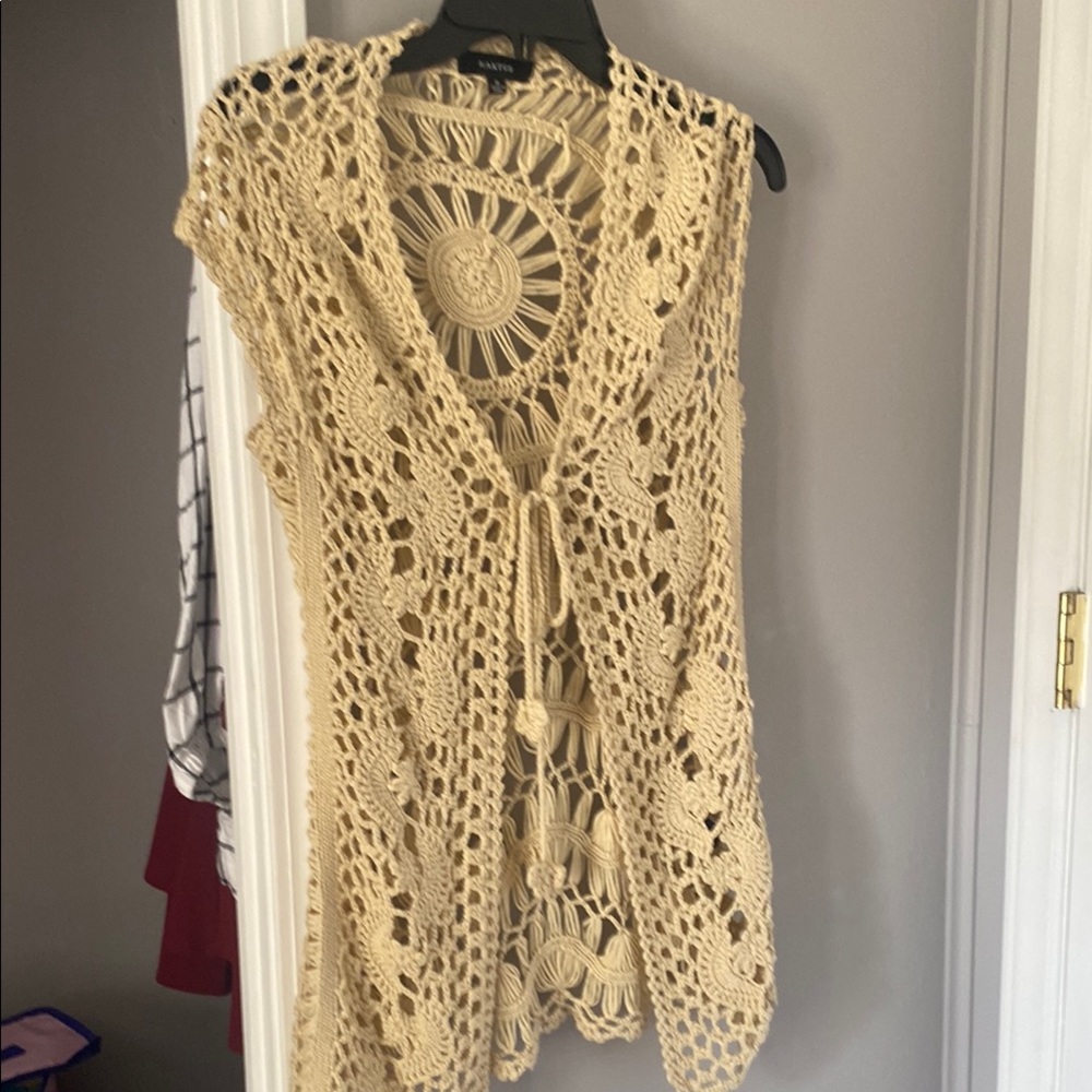 Kaktus Beige Crochet Open-Front Cardigan